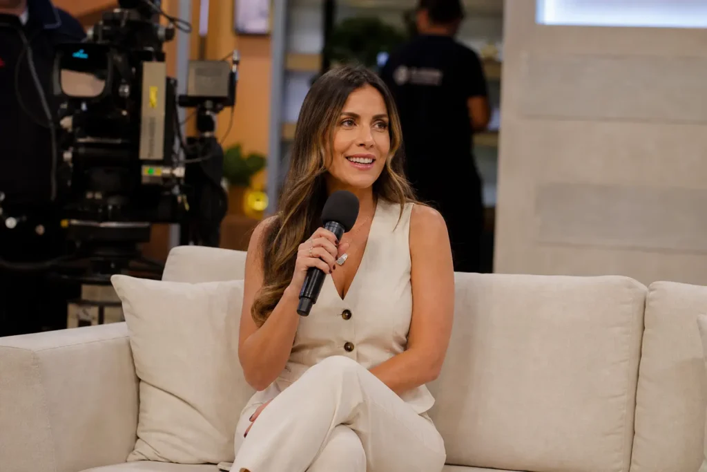 img eliana globo novo programa domingos